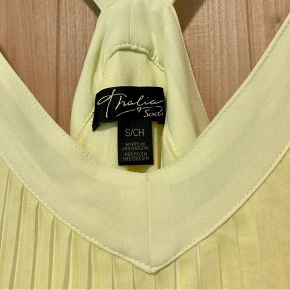 Thalia Sodi San Juan Lemon Yellow Pleated Maxi Dress Small NWT Lined - Picture 6 of 16